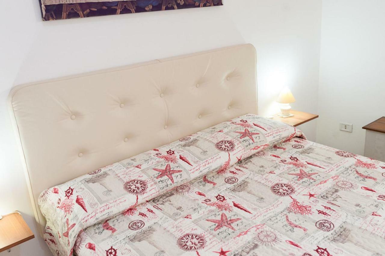 Bed and Breakfast Enea Castro  Zewnętrze zdjęcie